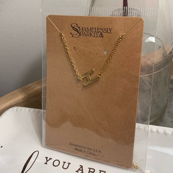Shamelessly sparkly gold “H” necklace - Picture 2 of 2